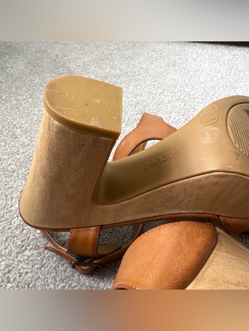 *SOLD* Bamboo Tan Platform Block Heel Sandals - Picture 2 of 2